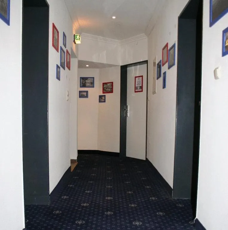 Hotel Little Paris Франкфурт-на-Майне Германия